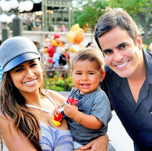 Simone com o filho, Henry, e o marido, Kaká (Foto: Reprodução / Instagram)