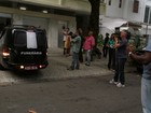 Corpo de José Wilker deixa apartamento na Zina Sul do Rio 