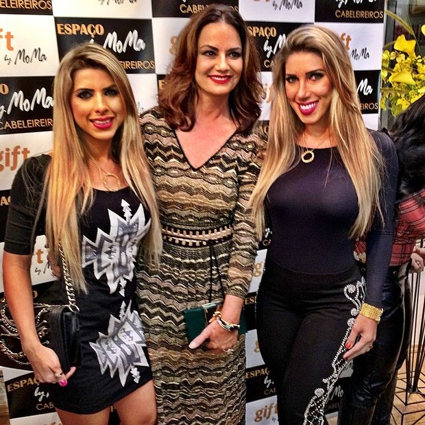 Luiza Brunet (centro) com Tati e Ana Paula Minerato (Foto: Reprodução/Instagram)