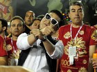 Segundo dia de desfiles da Série A do Rio tem Psy, musas e barriguinha