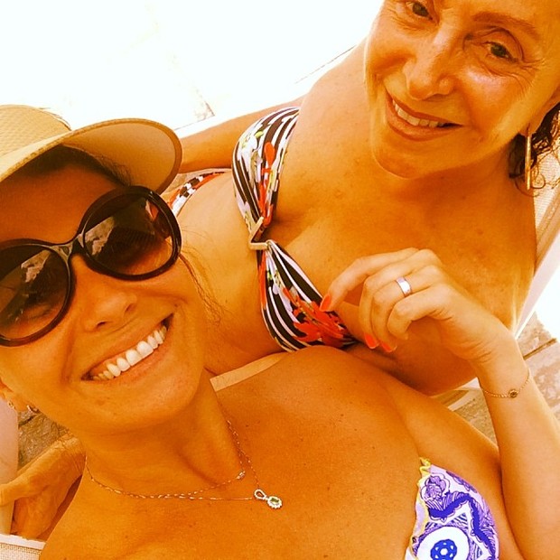Giovanna Antonelli com a mãe (Foto: Reprodução/Instagram)