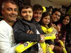 Romário leva a família para assistir a jogo da seleção brasileira de vôlei