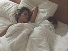 Rodrigão mostra foto de Adriana Sant'anna e filho dormindo