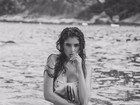 Amanda Gontijo esbanja sensualidade em foto de biquíni