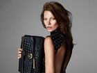 Veja mais imagens de Kate Moss na campanha de inverno da Versace