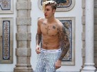 Justin Bieber posta foto de cueca e divide opiniões dos seguidores