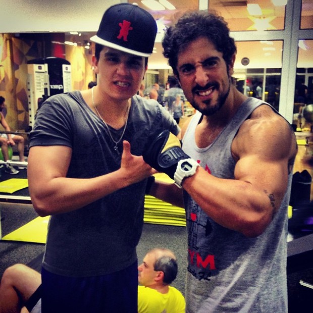 Luan Santana e Marcos Mion (Foto: Reprodução/Instagram)
