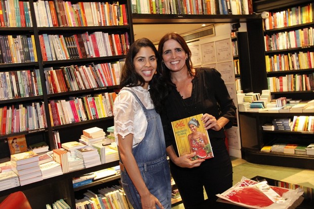 Malu Mather Lançamento do livro de Bela Gil na Saraiva do Shopping Leblon (Foto: Marcos Ferreira / Brazil News)