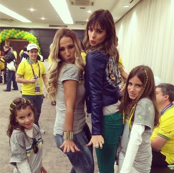 Vera Viel e Valesca com as filhas (Foto: Instagram / Reprodução)