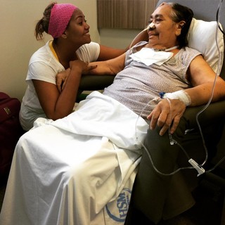 Gaby Amarantos e a mãe Elza Santos (Foto: Instagram / Reprodução)