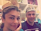 Grazi Massafera e irmão usam coroas de briquedo: 'Festa das princesas'