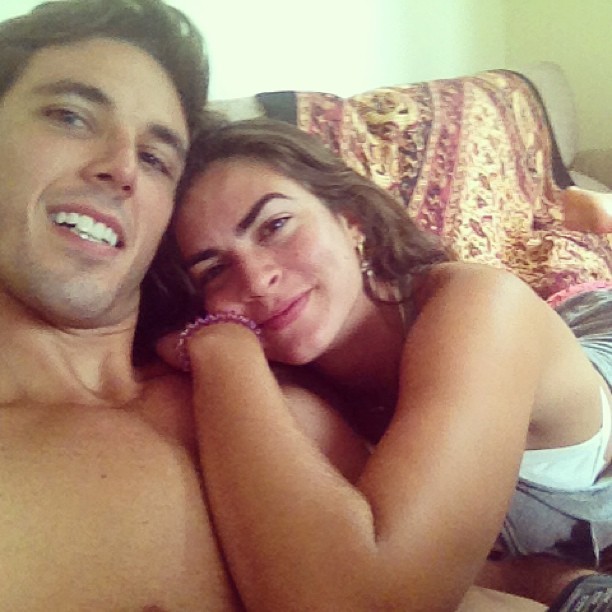 Renata Molinaro com o namorado (Foto: Reprodução/ Instagram)