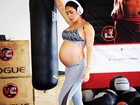 Bella Falconi mostra barrigão na reta final de gravidez