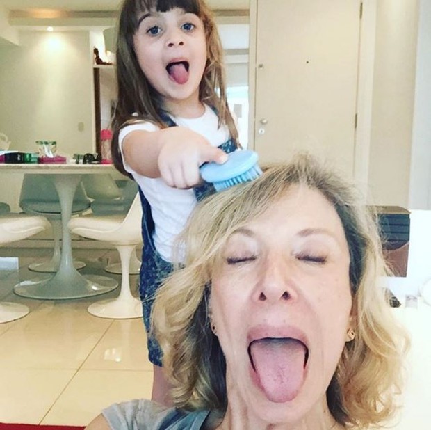 Marília Gabriela e neta Valentina (Foto: Instagram / Reprodução)