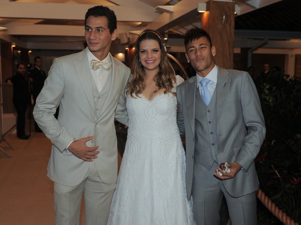 Ganso, Giovana e Neymar (Foto: Francisco Cepeda e Leo Franco / AgNews )