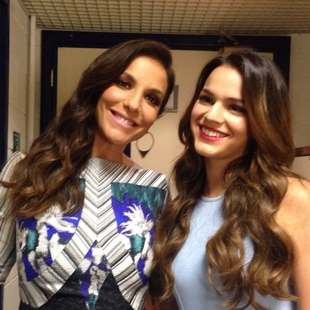 Ivete Sangalo e Bruna Marquezine nos bastidores do Superstar (Foto: Instagram/ Reprodução)