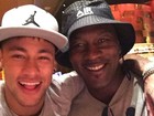 Neymar tira selfie com Michael Jordan: ‘Sonho realizado’