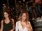 Bruna Mraquezine e irmã de Neymar curtem show de Anitta no Rio
