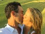 Ticiane Pinheiro dá beijão em César Tralli na Bahia: 'Muito amor em Itacaré'