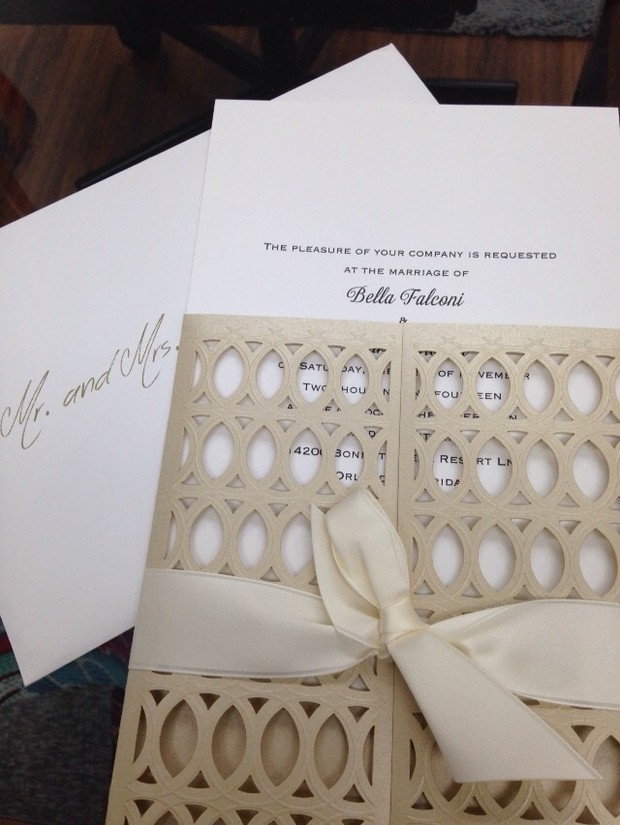O convite de casamento de Bella Falconi com Ricardo Rocha (Foto: Divulgação)