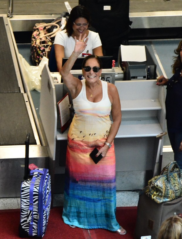 Susana Vieira  no aeroporto Santos Dumont, RJ (Foto: William Oda/AgNewsExclusivo)
