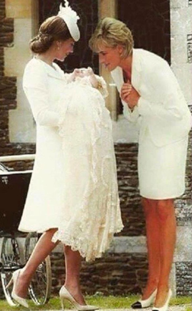 Kate Middleton, com a pequena Charlotte no colo, e a princesa Diana em montagem que circula na web (Foto: Reprodução/Facebook)