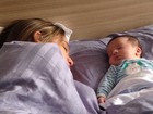 Marido de Fernanda Gentil posta foto da mulher e do filho dormindo