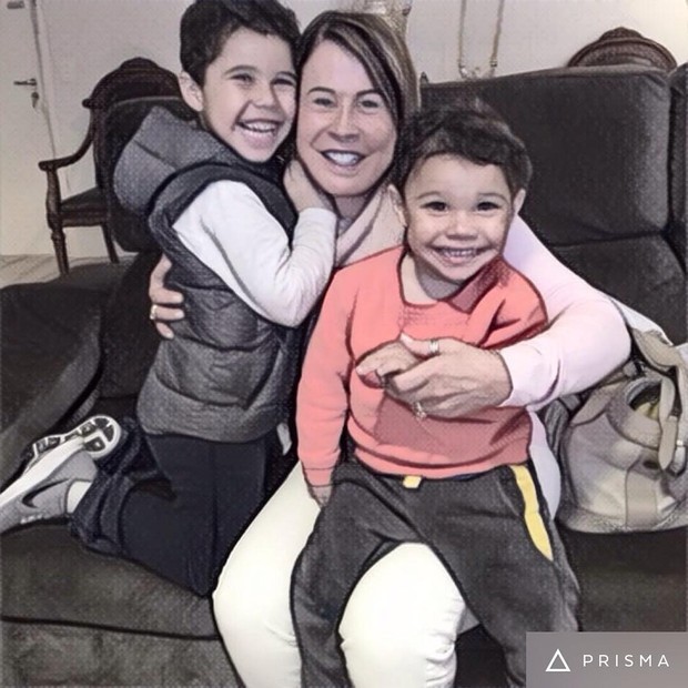 Zilu Camargo e os netos (Foto: Reprodução / Instagram)