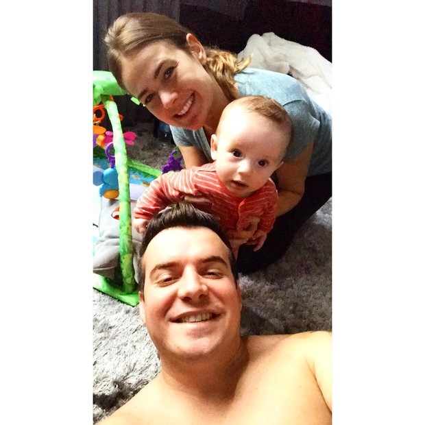 Belutti e família (Foto: Reprodução/Instagram)