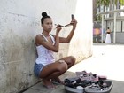 Ex-BBB Ariadna estrela campanha contra o preconceito e posa com modelos no Rio de Janeiro