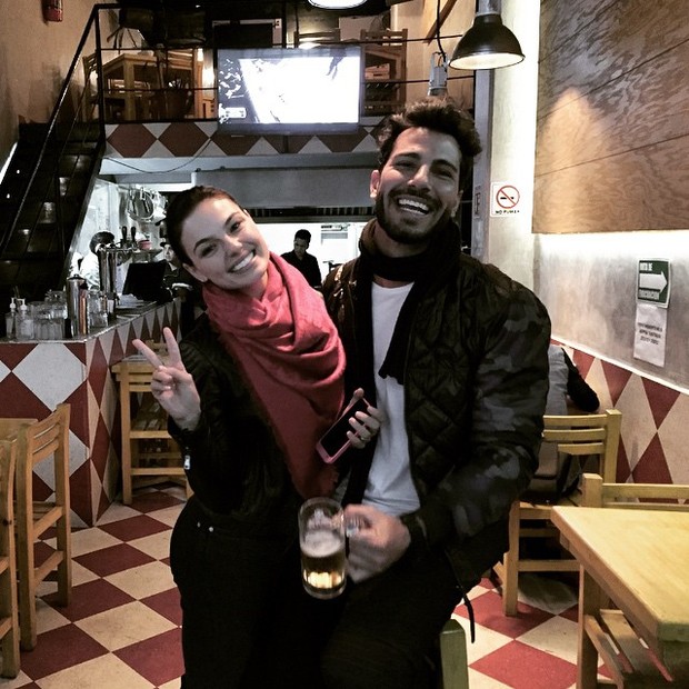 Isis Valverde e Uriel Del Toro (Foto: Reprodução/Instagram)