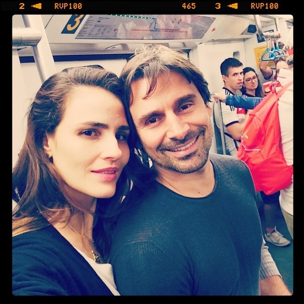 Fernanda Tavares e Murilo Rosa em metrô no Rio (Foto: Instagram/ Reprodução)
