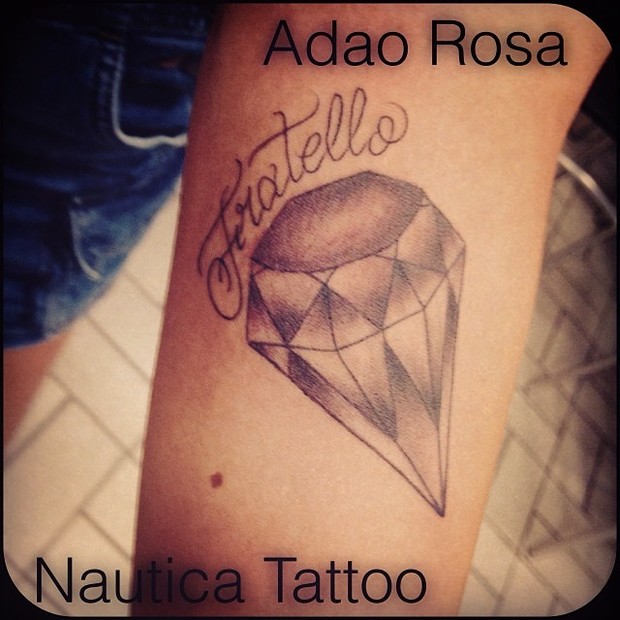 Tatuagem de Rafalle Santos, irmã de Neymar (Foto: Instagram / Reprodução)