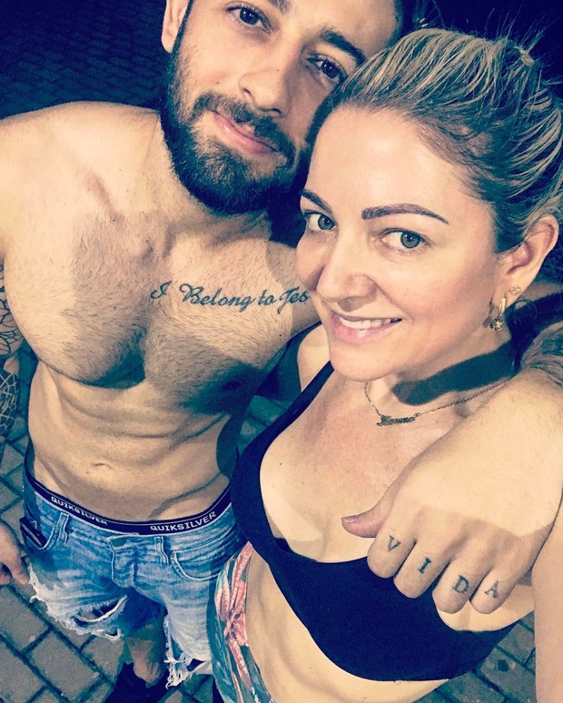 Leandro e Karina Lucco (Foto: Reprodução do Instagram)