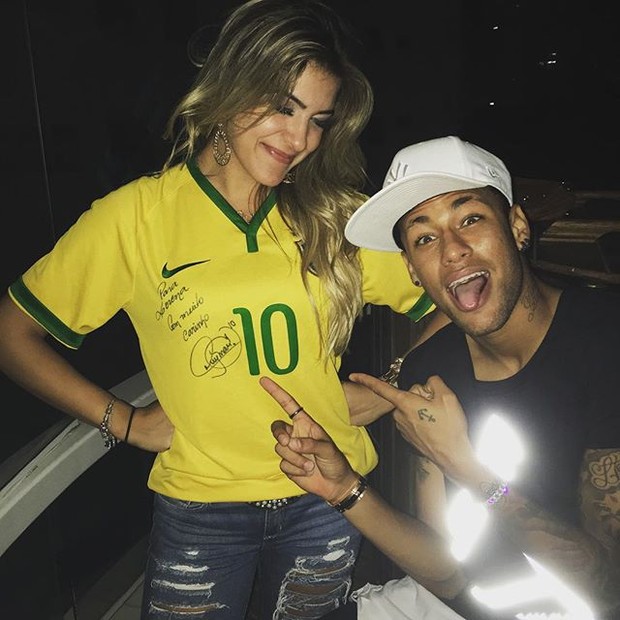 Lorena Improta e Neymar em Salvador, na Bahia (Foto: Instagram/ Reprodução)