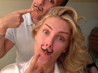 Ana Hickmann posa de bigode ao lado de maquiador