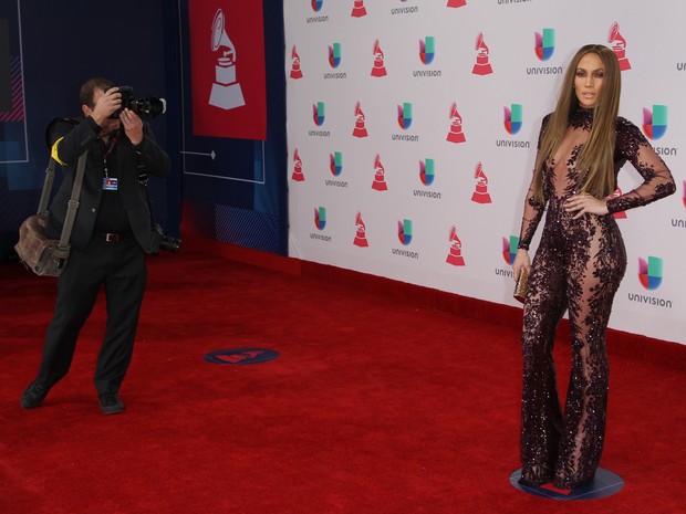 Jennifer Lopez em prêmio de música em Las Vegas, nos Estados Unidos (Foto: Tommaso Boddi/ AFP)