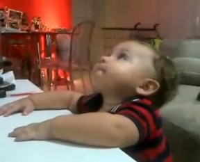 Priscila Pires e o filho (Foto: Video/Reprodução)