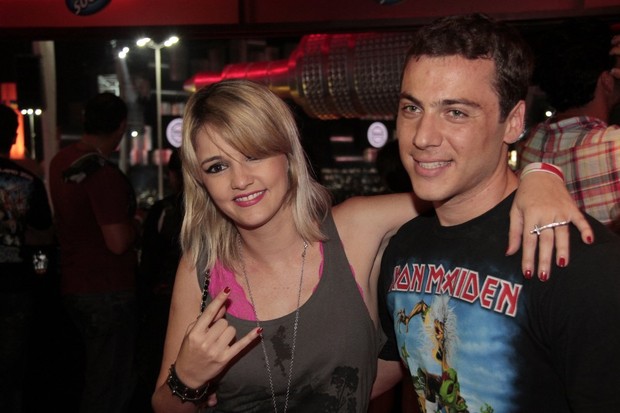 Giordanna Forte e namorado no Rock in Rio (Foto: Isac Luz/EGO)