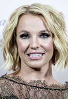 De visual novo, Britney Spears lança linha de lingerie na Dinamarca
