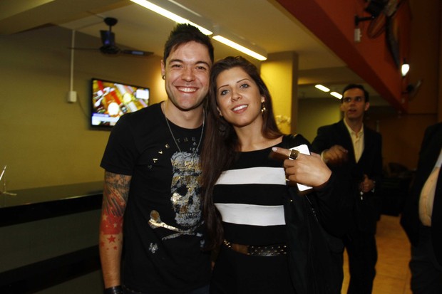 Nasser e Andressa no show de Fabio Jr (Foto: Paduardo/AgNews)