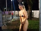 PROIBIDO PARA MENOR: Peruche veta e Ju Isen tira tapa-sexo anti-Dilma