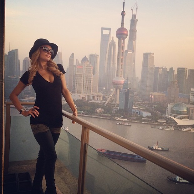 Paris Hilton em hotel de Xangai (Foto: Reprodução/Instagram)