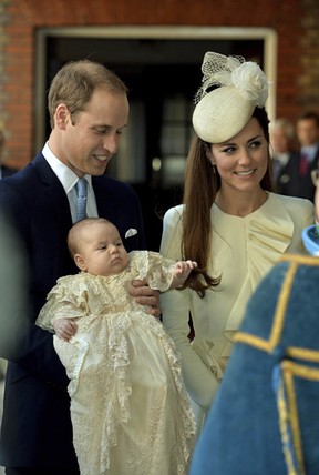 Príncipe William, Kate Middleton e príncipe George (Foto: Reuters)