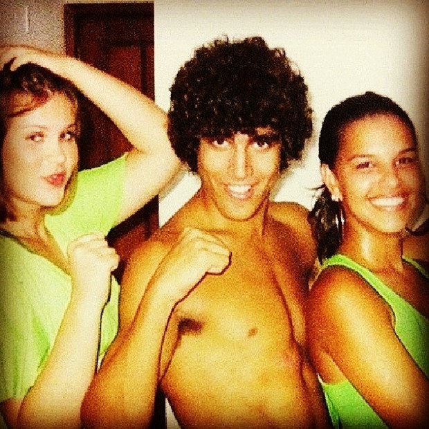Carolinie Figueiredo, Caio Castro e Mariana Rios (Foto: Instagram / Reprodução)