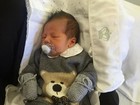 Camila Moura mostra rosto de seu filho recém-nascido: 'Meu menino'