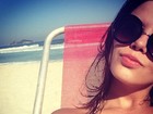 Giovanna Lancellotti curte tarde na praia: 'Dia de folga'
