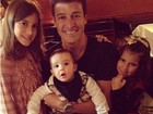 Rodrigo Faro posa com as três filhas: 'O pai mais feliz do mundo'