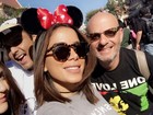 Anitta, no maior estilo Minnie, curte férias na Disney ao lado de amigos