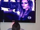 Mari Alexandre posta foto do filho vendo a irmã Cleo Pires na TV